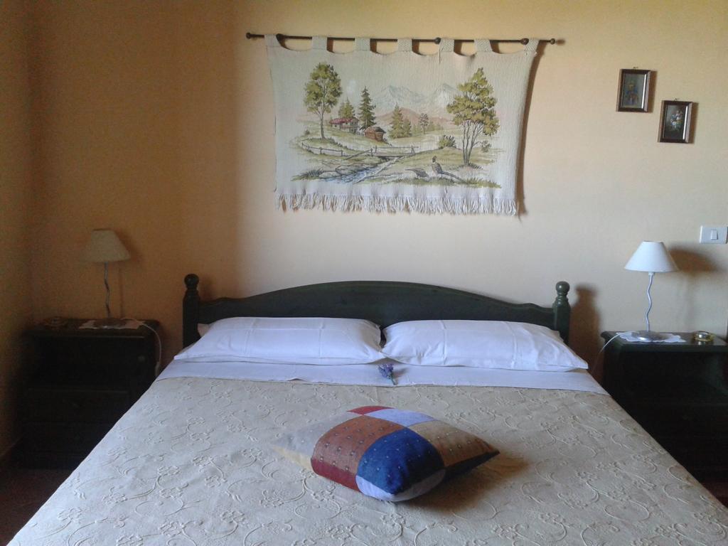 Agriturismo Cantinaccia Di Sopra Pitigliano Værelse billede