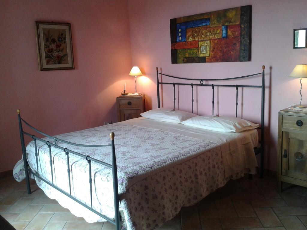 Agriturismo Cantinaccia Di Sopra Pitigliano Værelse billede